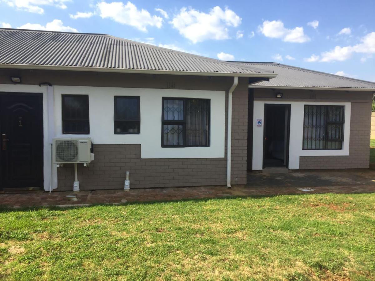 Hillas Ridge Guesthouse Vanderbijlpark Exterior photo